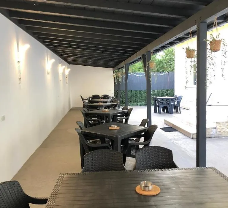 Casa Verde-1